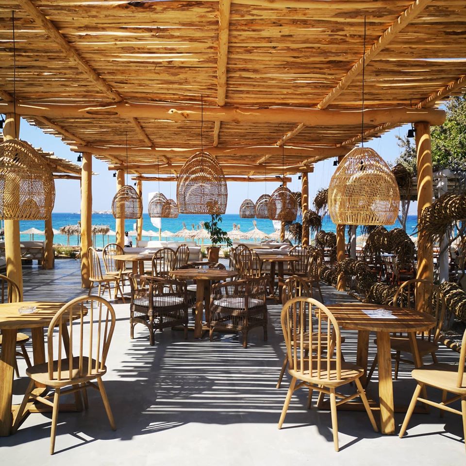 nomad beach bar naxos